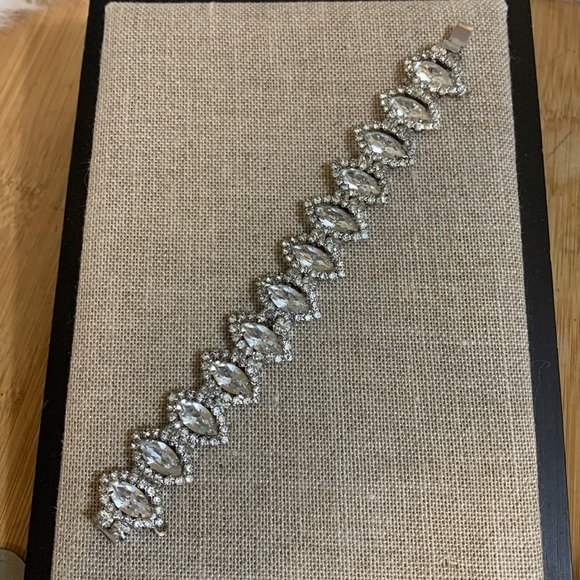 Albert Weiss Silver Vintage Rhinestone Marquise Stone Statement Wedding Bracelet - Picture 17 of 17